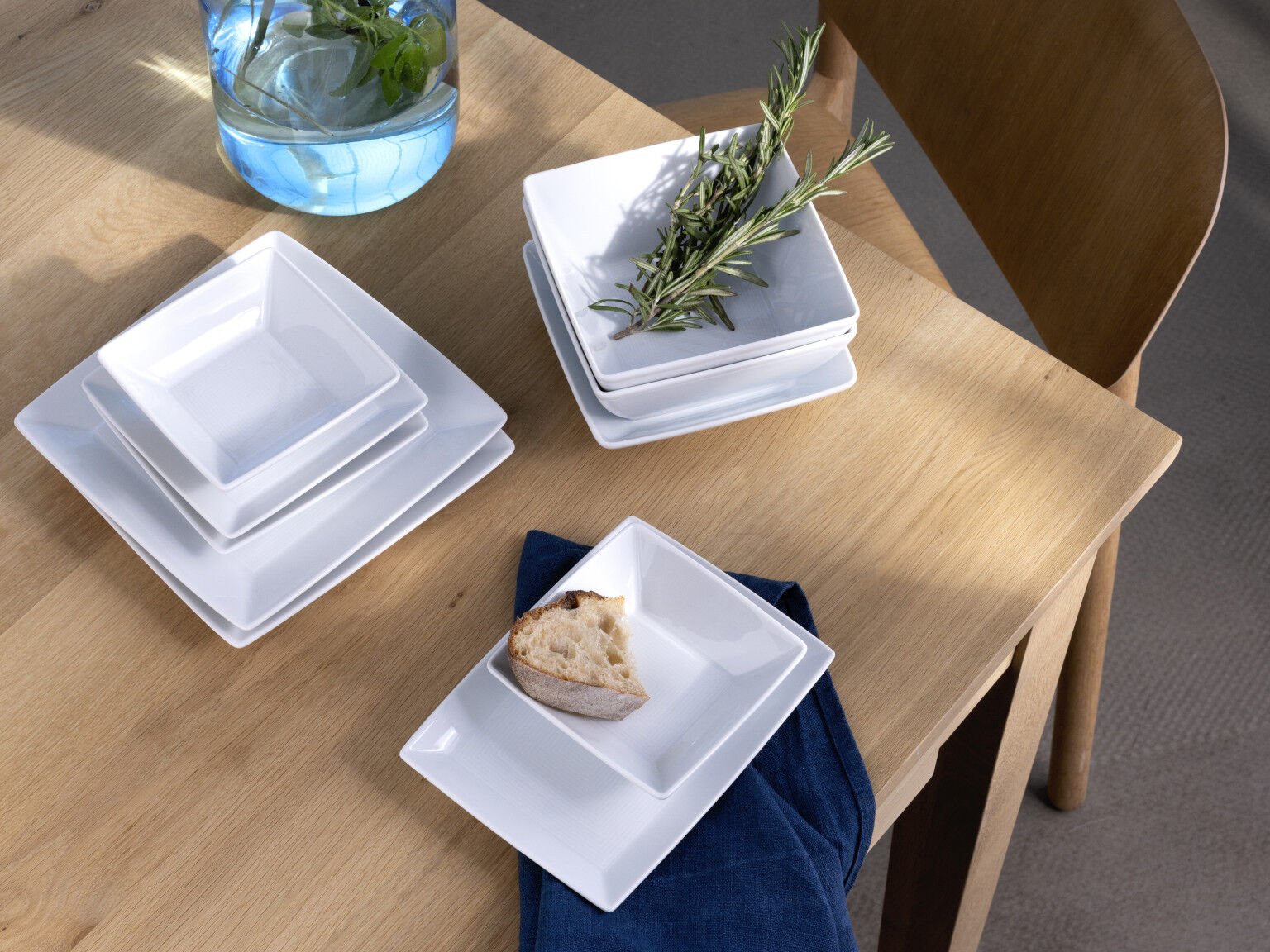 Thomas Loft White rectangular bowls